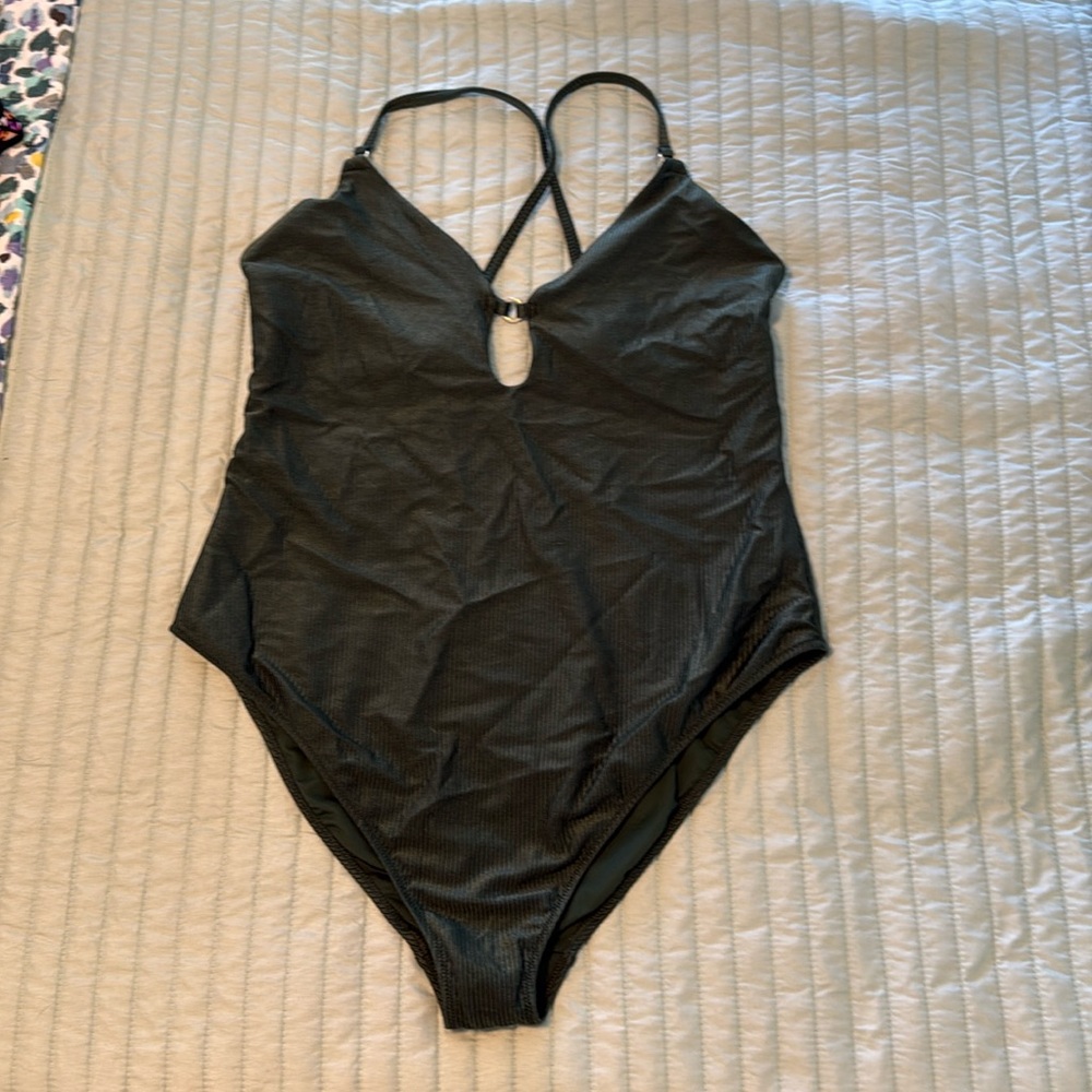 Aerie Shine One Piece XXL NWT